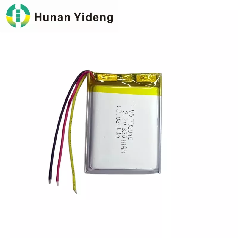 703040 3.7V 820mAh 소형 각형 배터리
